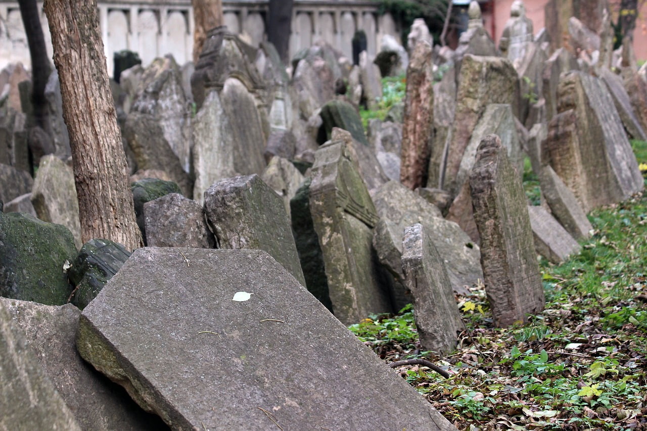 jewish cemetary